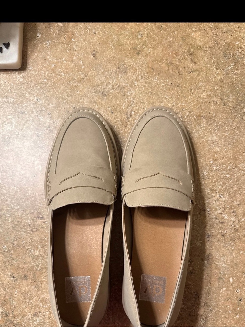 Dolce Vita Classic Neutral Penny Loafers - Beige size 9